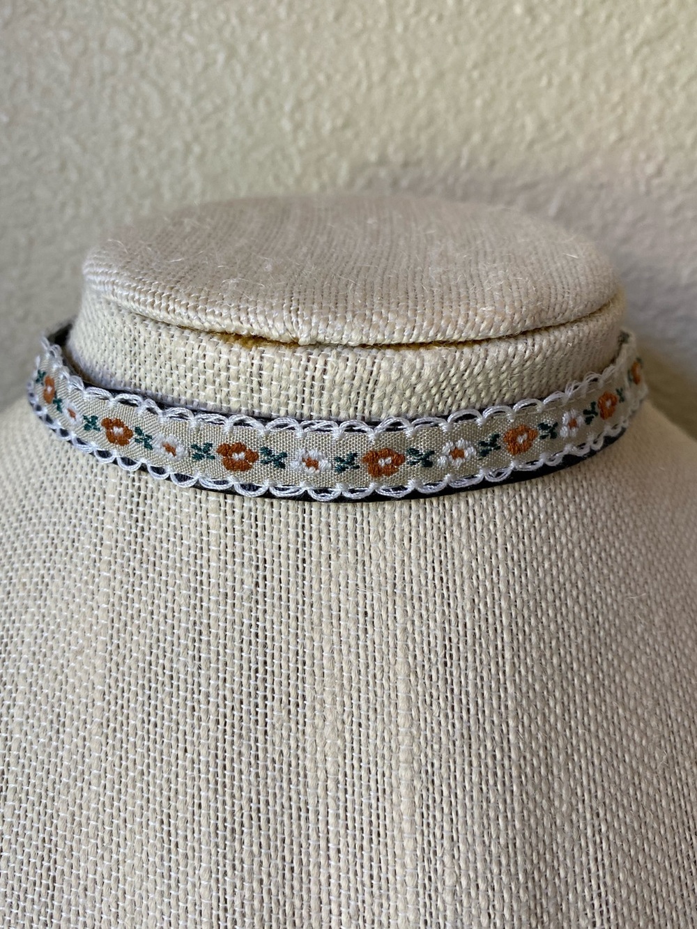 Delicate Cream and Orange Floral Ribbon Choker Necklace